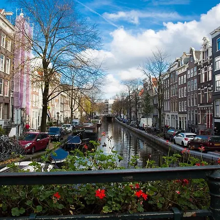 לינה וארוחת בוקר Bloemgracht